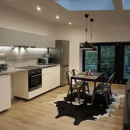 Apartament Atelier Lägenhet *